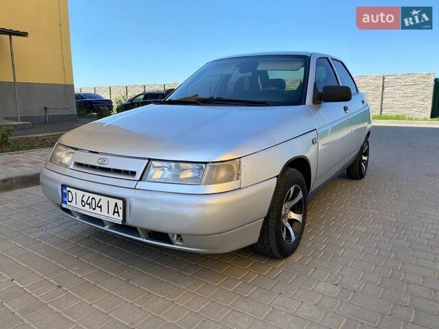 Серый ВАЗ 2110, объемом двигателя 1.6 л и пробегом 274 тыс. км за 1950 $, фото 1 на Automoto.ua