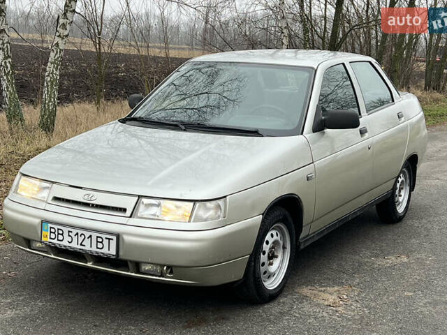 Серый ВАЗ 2110, объемом двигателя 1.6 л и пробегом 131 тыс. км за 2099 $, фото 1 на Automoto.ua