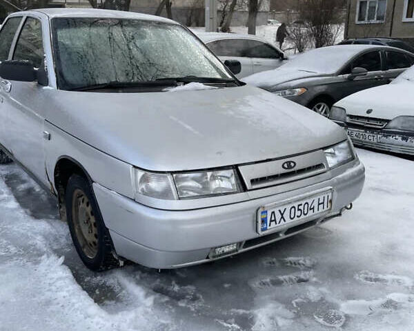 Серый ВАЗ 2110, объемом двигателя 1.6 л и пробегом 200 тыс. км за 999 $, фото 1 на Automoto.ua