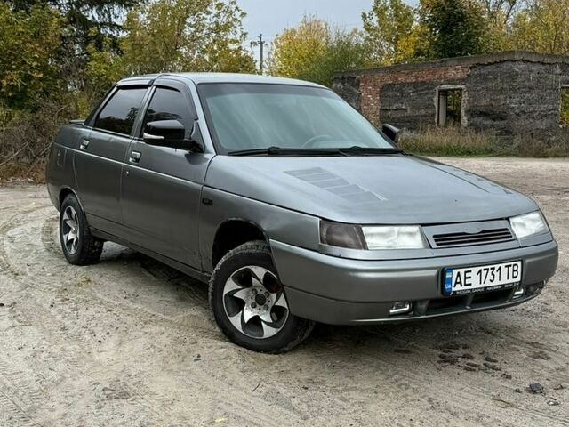 Сірий ВАЗ 2110, об'ємом двигуна 1.5 л та пробігом 243 тис. км за 2700 $, фото 1 на Automoto.ua