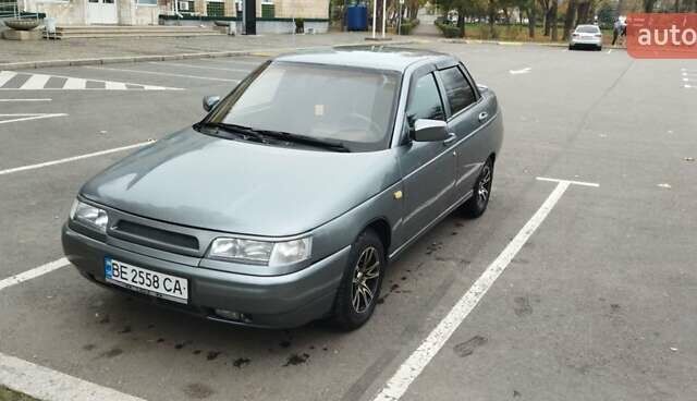 Серый ВАЗ 2110, объемом двигателя 1.6 л и пробегом 174 тыс. км за 1900 $, фото 1 на Automoto.ua