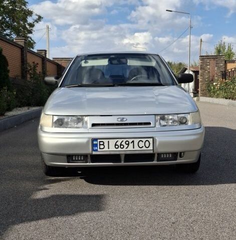 Сірий ВАЗ 2110, об'ємом двигуна 1.6 л та пробігом 212 тис. км за 2007 $, фото 1 на Automoto.ua
