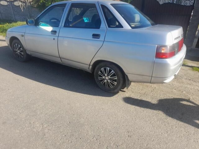 Серый ВАЗ 2110, объемом двигателя 1.6 л и пробегом 270 тыс. км за 600 $, фото 1 на Automoto.ua