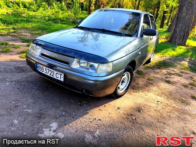 Серый ВАЗ 2110, объемом двигателя 1.6 л и пробегом 210 тыс. км за 1500 $, фото 1 на Automoto.ua