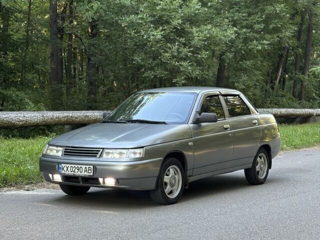 Сірий ВАЗ 2110, об'ємом двигуна 1.6 л та пробігом 259 тис. км за 1861 $, фото 1 на Automoto.ua