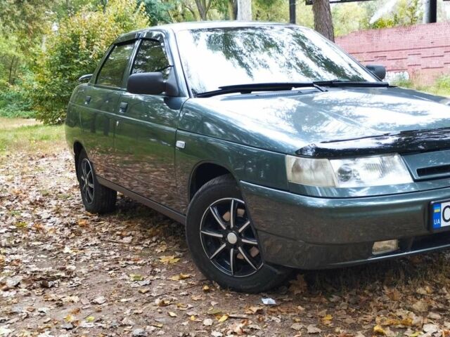 Серый ВАЗ 2110, объемом двигателя 0 л и пробегом 151 тыс. км за 2000 $, фото 1 на Automoto.ua