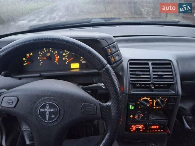 Сірий ВАЗ 2110, об'ємом двигуна 1.6 л та пробігом 370 тис. км за 1400 $, фото 1 на Automoto.ua