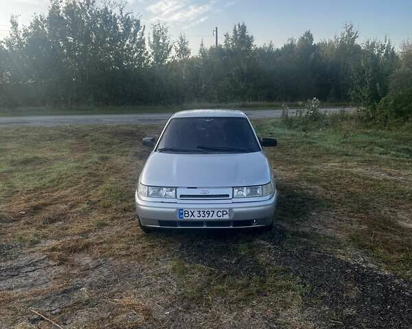 ВАЗ 2110 2006 в Романове на Automoto.ua Серый ВАЗ 2110, объемом двигателя 1.6 л и пробегом 250 тыс. км за 1512 $, фото 1 на Automoto.ua