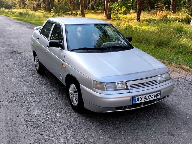 Серый ВАЗ 2110, объемом двигателя 1.6 л и пробегом 200 тыс. км за 1550 $, фото 1 на Automoto.ua