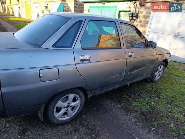 Серый ВАЗ 2110, объемом двигателя 1.6 л и пробегом 200 тыс. км за 1300 $, фото 1 на Automoto.ua