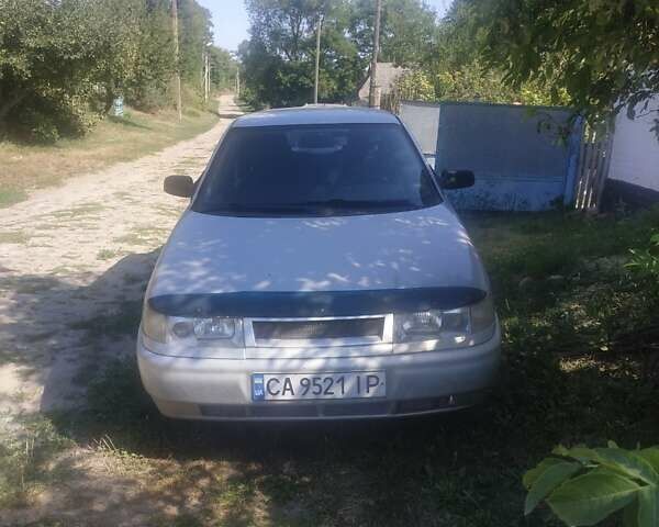 Сірий ВАЗ 2110, об'ємом двигуна 1.6 л та пробігом 258 тис. км за 2000 $, фото 1 на Automoto.ua