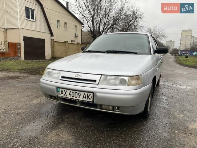Серый ВАЗ 2110, объемом двигателя 1.6 л и пробегом 205 тыс. км за 1550 $, фото 1 на Automoto.ua