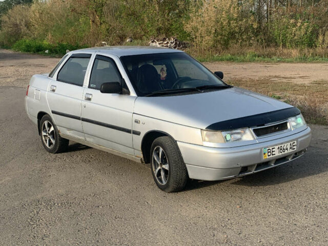 Серый ВАЗ 2110, объемом двигателя 1.6 л и пробегом 300 тыс. км за 1450 $, фото 1 на Automoto.ua