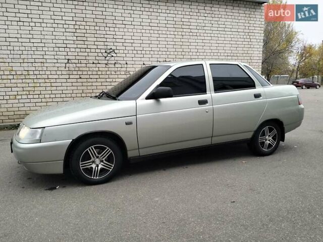 Серый ВАЗ 2110, объемом двигателя 1.6 л и пробегом 77 тыс. км за 2999 $, фото 1 на Automoto.ua