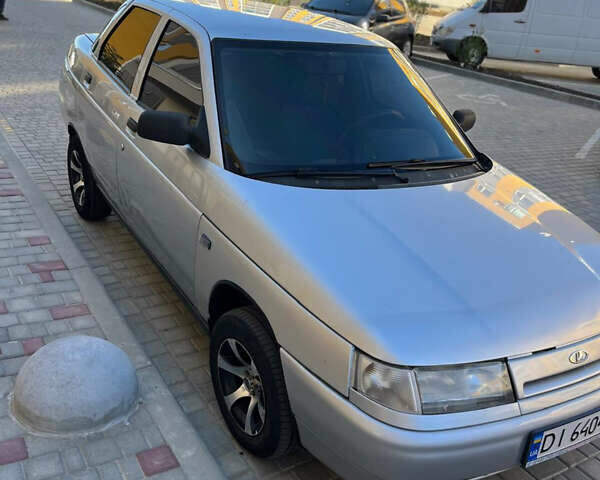 Сірий ВАЗ 2110, об'ємом двигуна 1.6 л та пробігом 250 тис. км за 2000 $, фото 1 на Automoto.ua