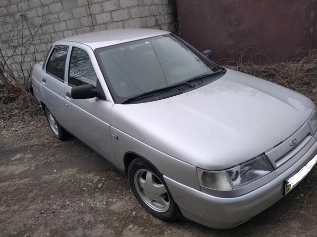 Серый ВАЗ 2110, объемом двигателя 0 л и пробегом 82 тыс. км за 2950 $, фото 1 на Automoto.ua