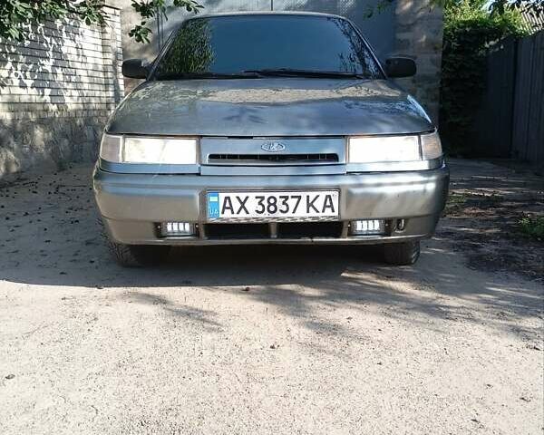 Серый ВАЗ 2110, объемом двигателя 1.6 л и пробегом 182 тыс. км за 2650 $, фото 1 на Automoto.ua