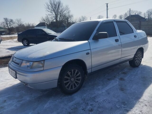 Серый ВАЗ 2110, объемом двигателя 1 л и пробегом 250 тыс. км за 1850 $, фото 1 на Automoto.ua