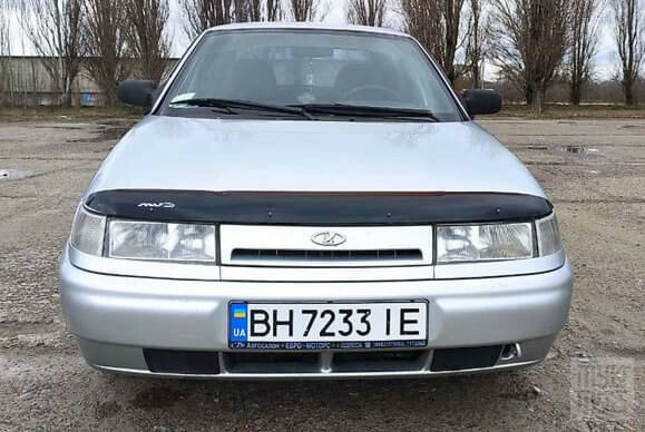Серый ВАЗ 2110, объемом двигателя 1.6 л и пробегом 142 тыс. км за 3100 $, фото 1 на Automoto.ua