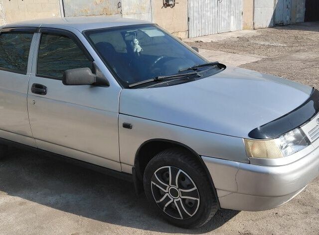 Серый ВАЗ 2110, объемом двигателя 1.6 л и пробегом 320 тыс. км за 1467 $, фото 1 на Automoto.ua