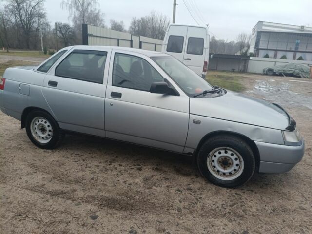 Серый ВАЗ 2110, объемом двигателя 1.6 л и пробегом 155 тыс. км за 800 $, фото 1 на Automoto.ua