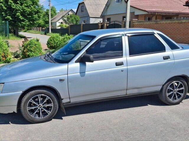 Серый ВАЗ 2110, объемом двигателя 1.6 л и пробегом 138 тыс. км за 1600 $, фото 1 на Automoto.ua