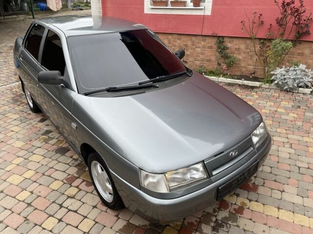 Сірий ВАЗ 2110, об'ємом двигуна 1.6 л та пробігом 151 тис. км за 2400 $, фото 1 на Automoto.ua