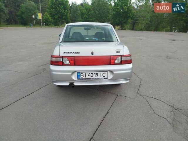 Серый ВАЗ 2110, объемом двигателя 1.6 л и пробегом 187 тыс. км за 1900 $, фото 1 на Automoto.ua