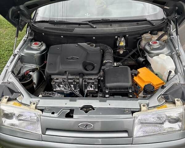 Сірий ВАЗ 2110, об'ємом двигуна 1.6 л та пробігом 100 тис. км за 2650 $, фото 1 на Automoto.ua