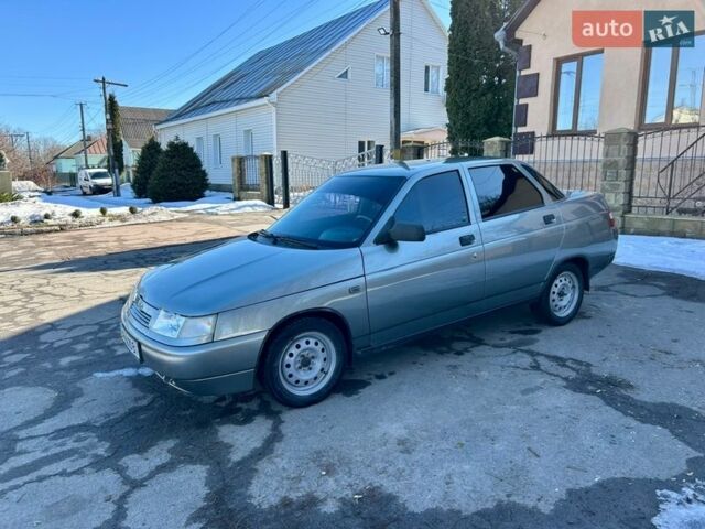 Сірий ВАЗ 2110, об'ємом двигуна 1.6 л та пробігом 175 тис. км за 2150 $, фото 1 на Automoto.ua