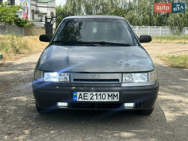 Серый ВАЗ 2110, объемом двигателя 1.6 л и пробегом 181 тыс. км за 1700 $, фото 1 на Automoto.ua