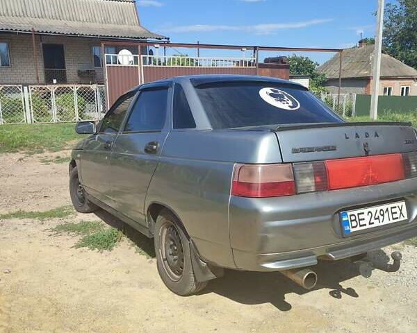 Серый ВАЗ 2110, объемом двигателя 1.6 л и пробегом 289 тыс. км за 1900 $, фото 1 на Automoto.ua