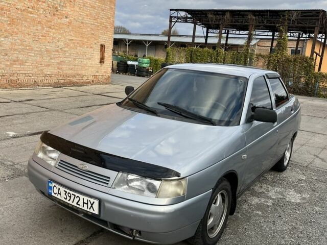 ВАЗ 2110 2007 у Умани на Automoto.ua Сірий ВАЗ 2110, об'ємом двигуна 1.6 л та пробігом 200 тис. км за 1350 $, фото 1 на Automoto.ua