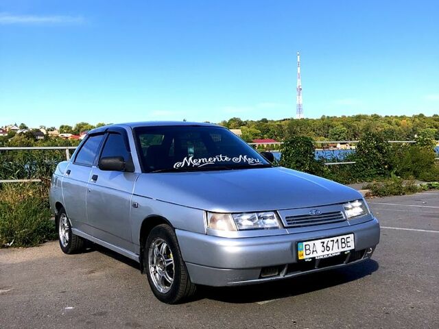 Сірий ВАЗ 2110, об'ємом двигуна 1.6 л та пробігом 200 тис. км за 2000 $, фото 1 на Automoto.ua