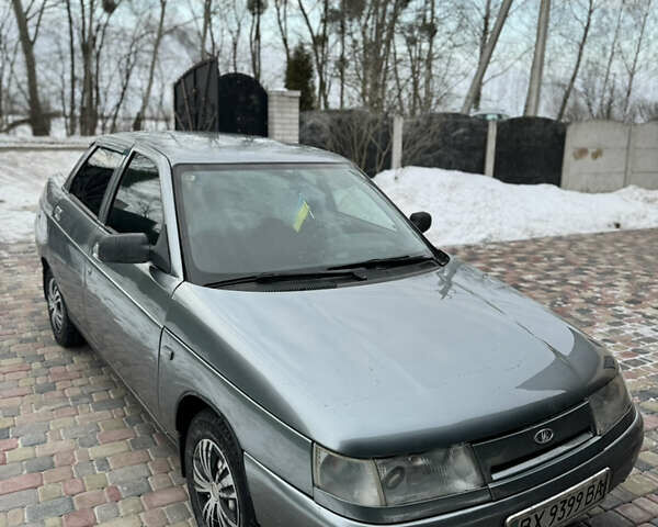 Серый ВАЗ 2110, объемом двигателя 1.6 л и пробегом 200 тыс. км за 1600 $, фото 1 на Automoto.ua