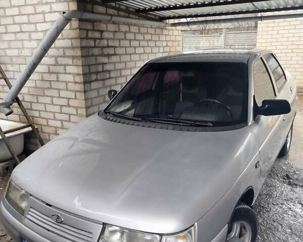 Сірий ВАЗ 2110, об'ємом двигуна 1.6 л та пробігом 170 тис. км за 2600 $, фото 1 на Automoto.ua