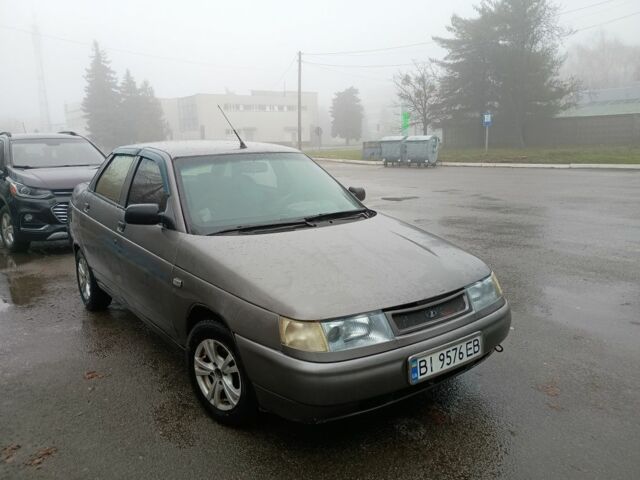 Серый ВАЗ 2110, объемом двигателя 1.6 л и пробегом 200 тыс. км за 1250 $, фото 1 на Automoto.ua