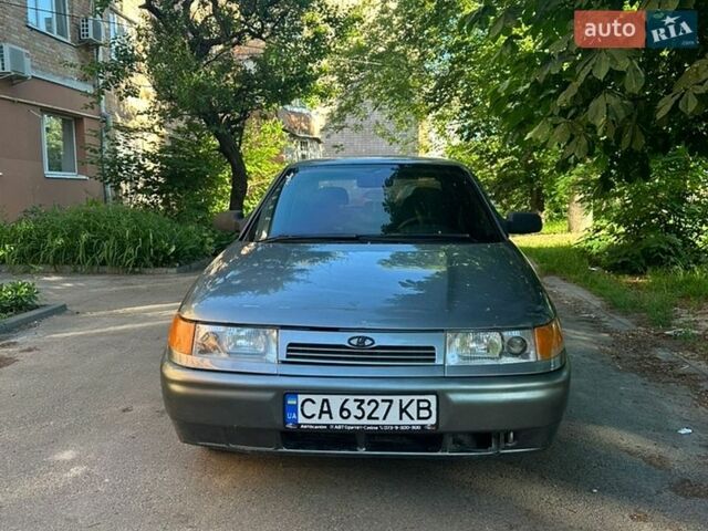 Серый ВАЗ 2110, объемом двигателя 1.6 л и пробегом 330 тыс. км за 1299 $, фото 1 на Automoto.ua