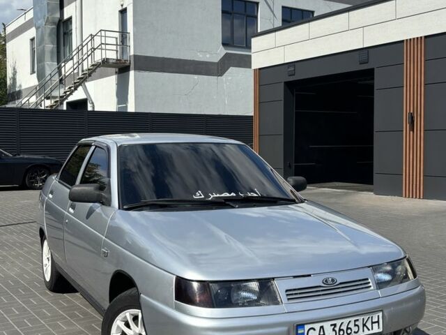 Сірий ВАЗ 2110, об'ємом двигуна 1.6 л та пробігом 238 тис. км за 2697 $, фото 1 на Automoto.ua