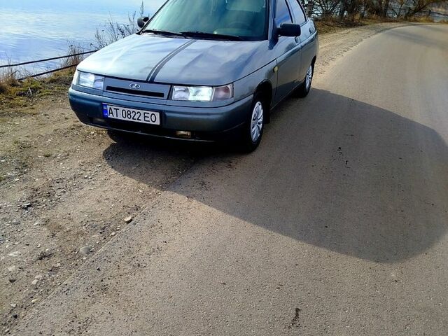 Серый ВАЗ 2110, объемом двигателя 1.6 л и пробегом 120 тыс. км за 2000 $, фото 1 на Automoto.ua