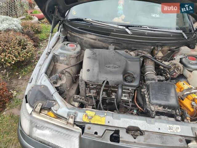 Серый ВАЗ 2110, объемом двигателя 1.6 л и пробегом 240 тыс. км за 1700 $, фото 1 на Automoto.ua