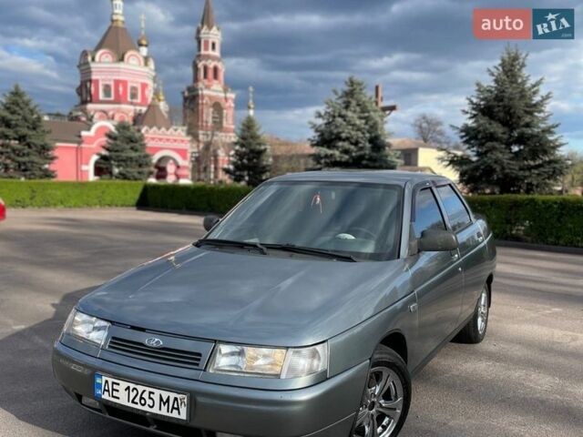 Серый ВАЗ 2110, объемом двигателя 1.6 л и пробегом 66 тыс. км за 3400 $, фото 1 на Automoto.ua