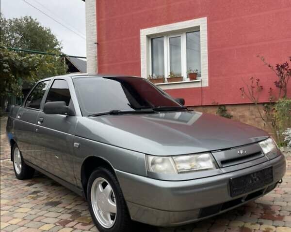 Серый ВАЗ 2110, объемом двигателя 1.6 л и пробегом 150 тыс. км за 2500 $, фото 1 на Automoto.ua