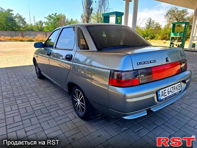 Серый ВАЗ 2110, объемом двигателя 1.6 л и пробегом 200 тыс. км за 2350 $, фото 1 на Automoto.ua