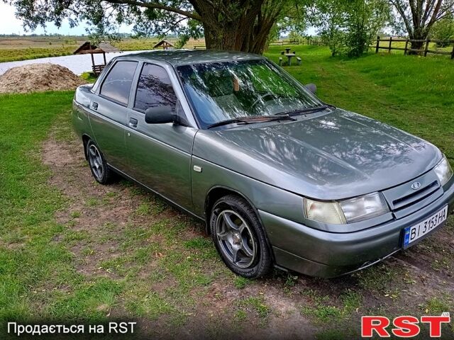 Серый ВАЗ 2110, объемом двигателя 1.6 л и пробегом 270 тыс. км за 2000 $, фото 1 на Automoto.ua