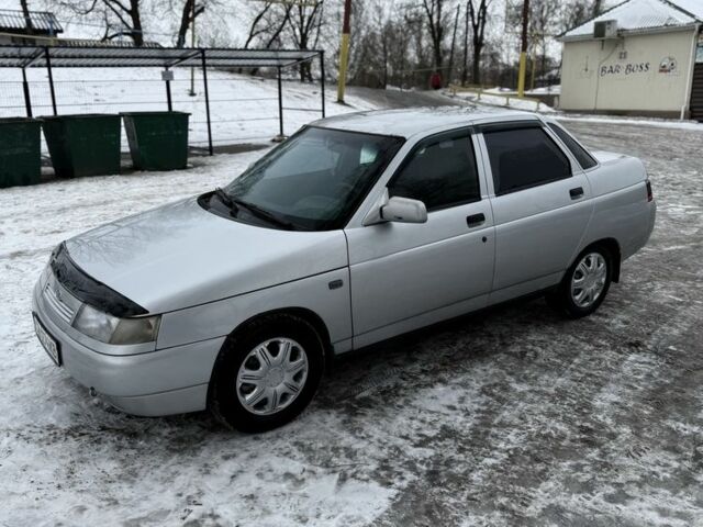 Серый ВАЗ 2110, объемом двигателя 1.6 л и пробегом 245 тыс. км за 1750 $, фото 1 на Automoto.ua