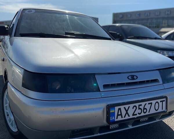 Серый ВАЗ 2110, объемом двигателя 1.6 л и пробегом 266 тыс. км за 2700 $, фото 1 на Automoto.ua