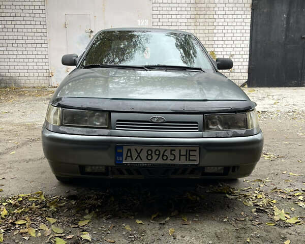 Серый ВАЗ 2110, объемом двигателя 1.6 л и пробегом 186 тыс. км за 2300 $, фото 1 на Automoto.ua