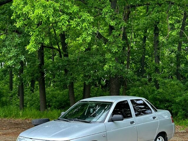 Сірий ВАЗ 2110, об'ємом двигуна 1.5 л та пробігом 170 тис. км за 2000 $, фото 1 на Automoto.ua