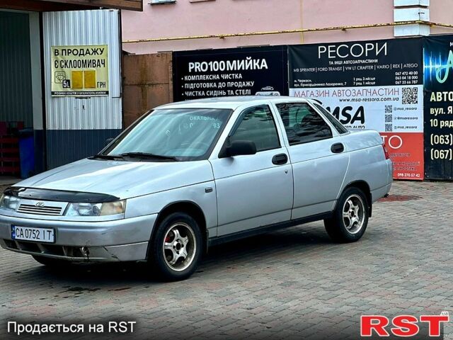 Серый ВАЗ 2110, объемом двигателя 1.6 л и пробегом 200 тыс. км за 1650 $, фото 1 на Automoto.ua